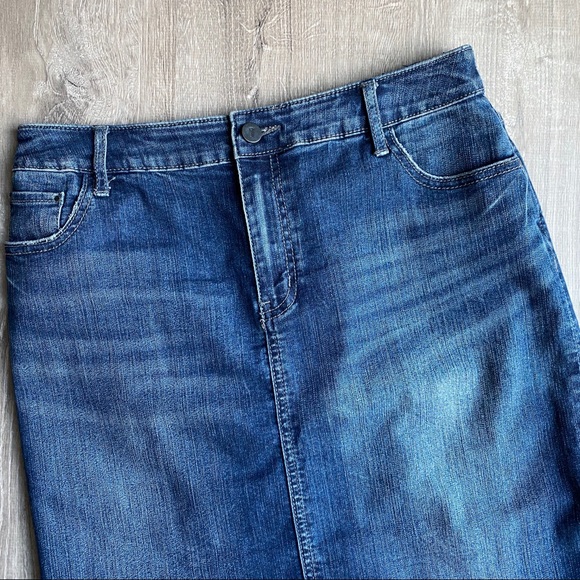 ANTHRO Denim Skirt w/ Ruffle Hem Detail 27 - Picture 2 of 7